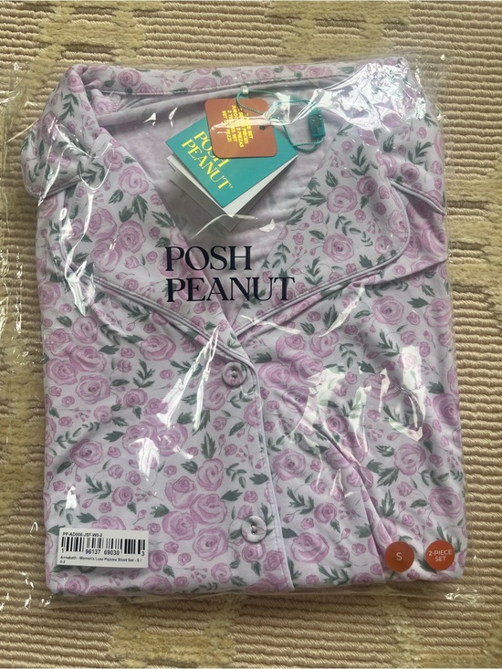 Posh Peanut Other - Posh Peanut Lavender Pink Floral Women’s Pajama Set